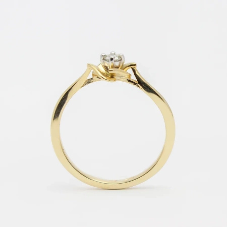 Pierścionek z brylantem 0,09 ct