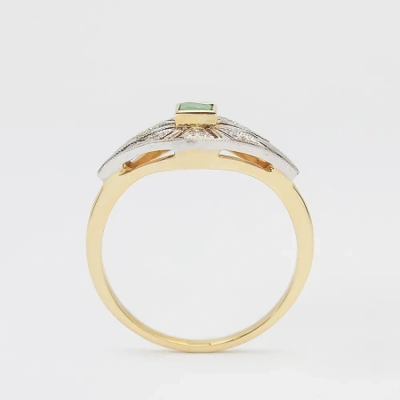 Pierścionek z szmaragdem i brylantami