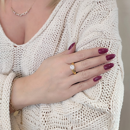 Pierścionek z cyrkonią