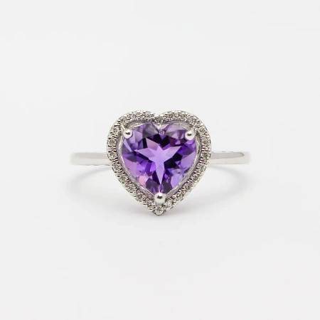 Pierścionek z ametystem i brylantami