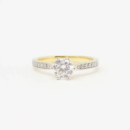 Pierścionek z brylantami 0,65 ct