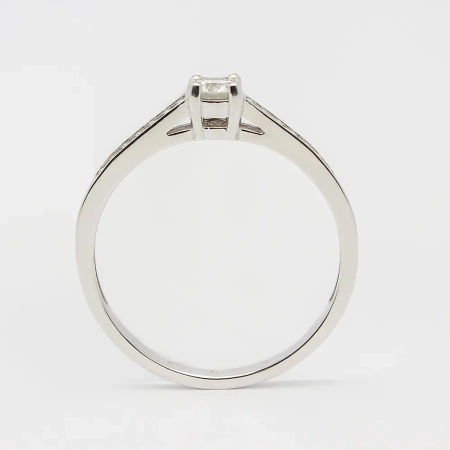 Pierścionek z brylantami 0,21 ct