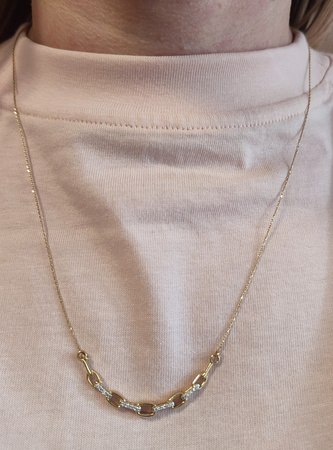 Naszyjnik z cyrkonią