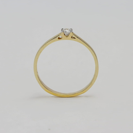 Pierścionek z brylantem 0,10 ct