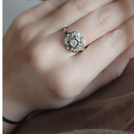 Pierścionek z brylantami 0,26 ct