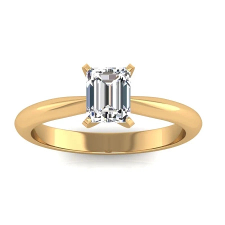 Pierścionek z moissanitem